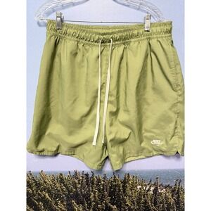 NIKE Sportswear Mens Short Pants Green Size Large‎ Polyester Sports